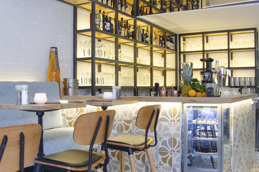 cocktailbar wijnbar unieke uitvoering hoog prijssegment
